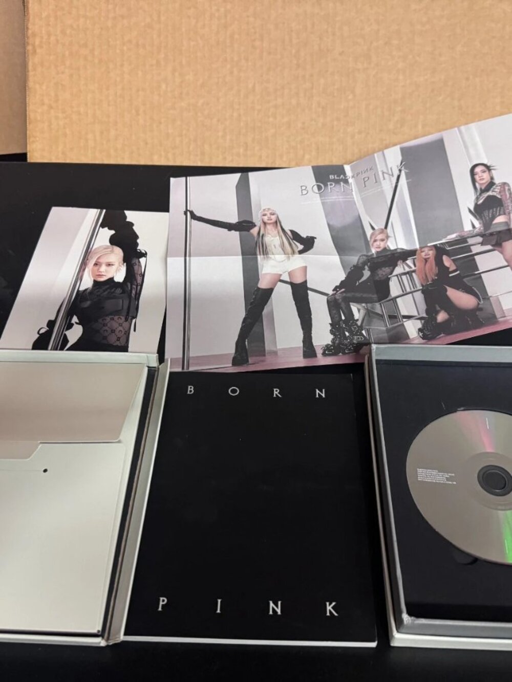 Born Pink [Standard CD Boxset - Version C / Gray]